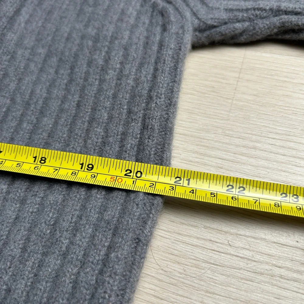 LL Bean Mens XL Grey 100% Merino Lambswool Commando Sweater Wool Ribbed 228194